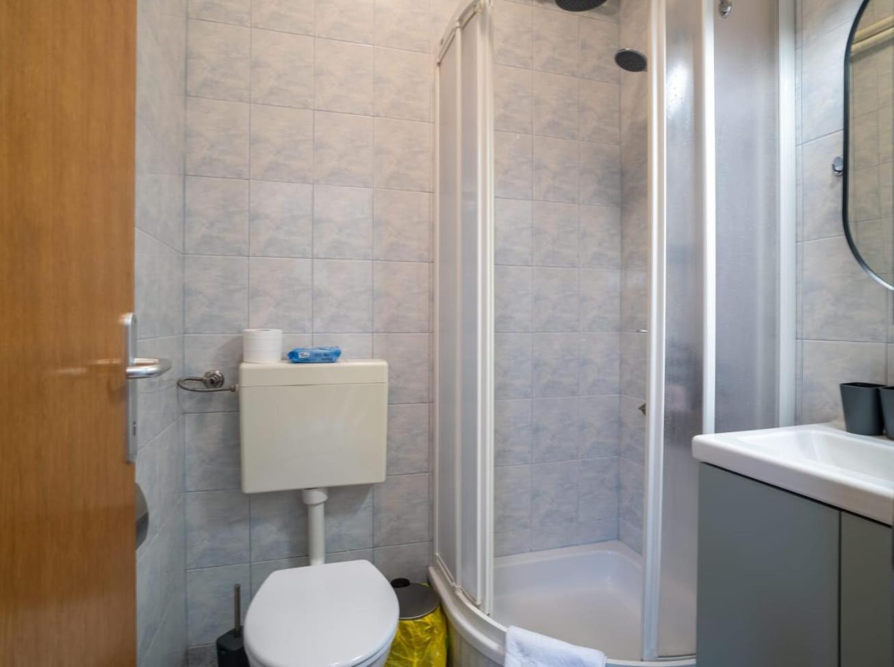 Apartman Mihovil Gospic Ngoại thất bức ảnh